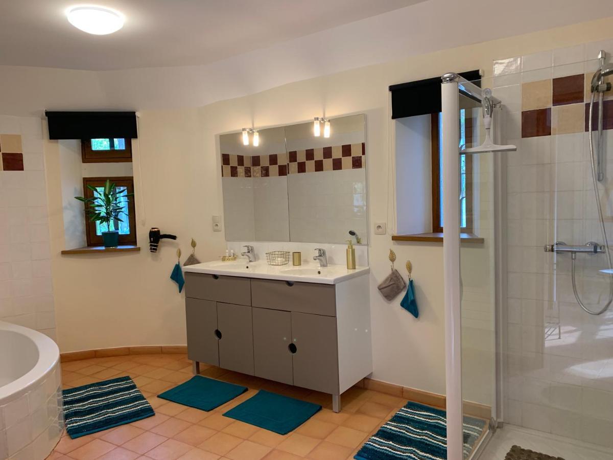 לינה וארוחת בוקר Quezac  La Voutee 5 Epis Avec Bain Finlandais Prive Au Manoir Du Charme Gorges Du Tarn מראה חיצוני תמונה