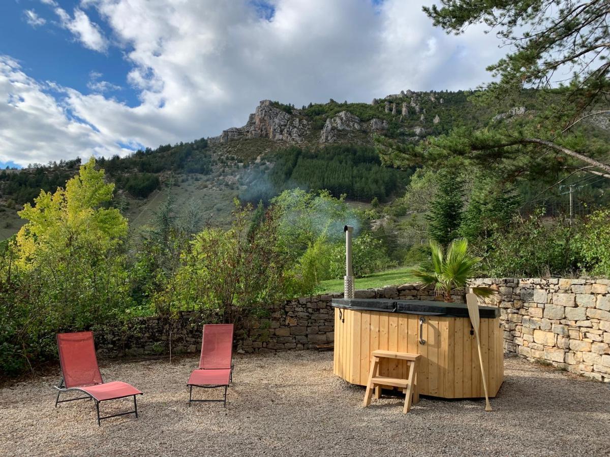 לינה וארוחת בוקר Quezac  La Voutee 5 Epis Avec Bain Finlandais Prive Au Manoir Du Charme Gorges Du Tarn מראה חיצוני תמונה