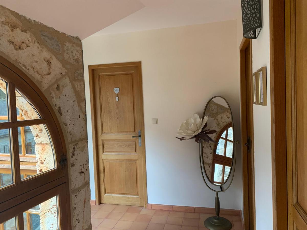 לינה וארוחת בוקר Quezac  La Voutee 5 Epis Avec Bain Finlandais Prive Au Manoir Du Charme Gorges Du Tarn מראה חיצוני תמונה